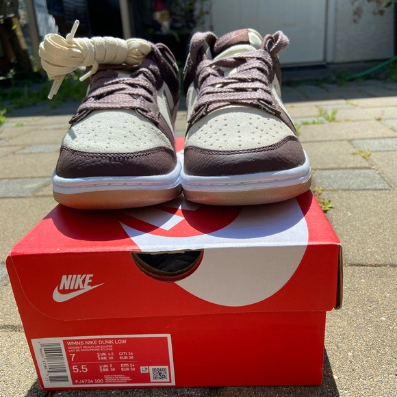 Nike Dunk Low Plum Eclipse (Women’s) - Picture 3 of 9